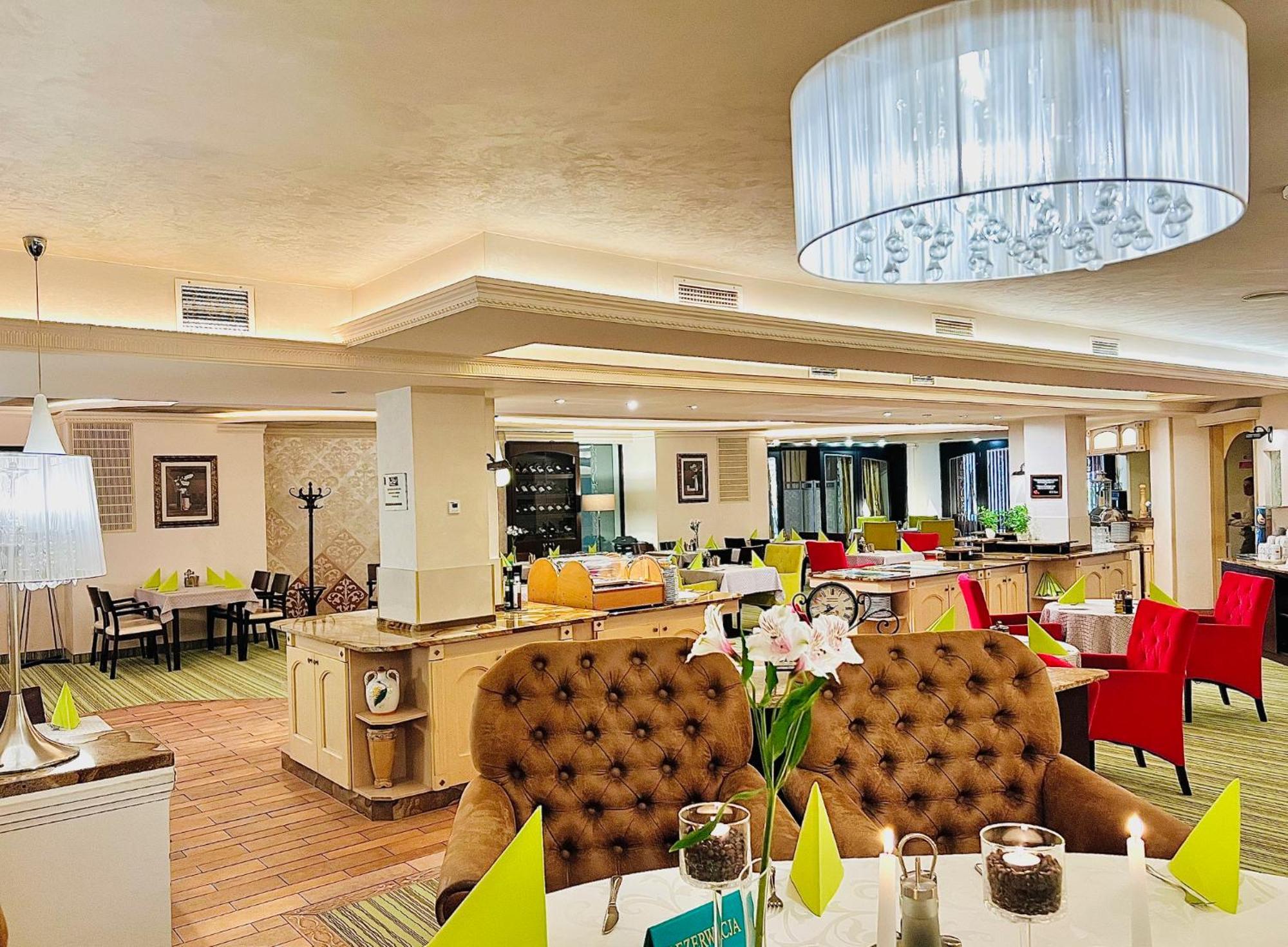 ביילסקו-ביאלה Papuga Park Hotel Wellness Marrakesz & Spa מראה חיצוני תמונה