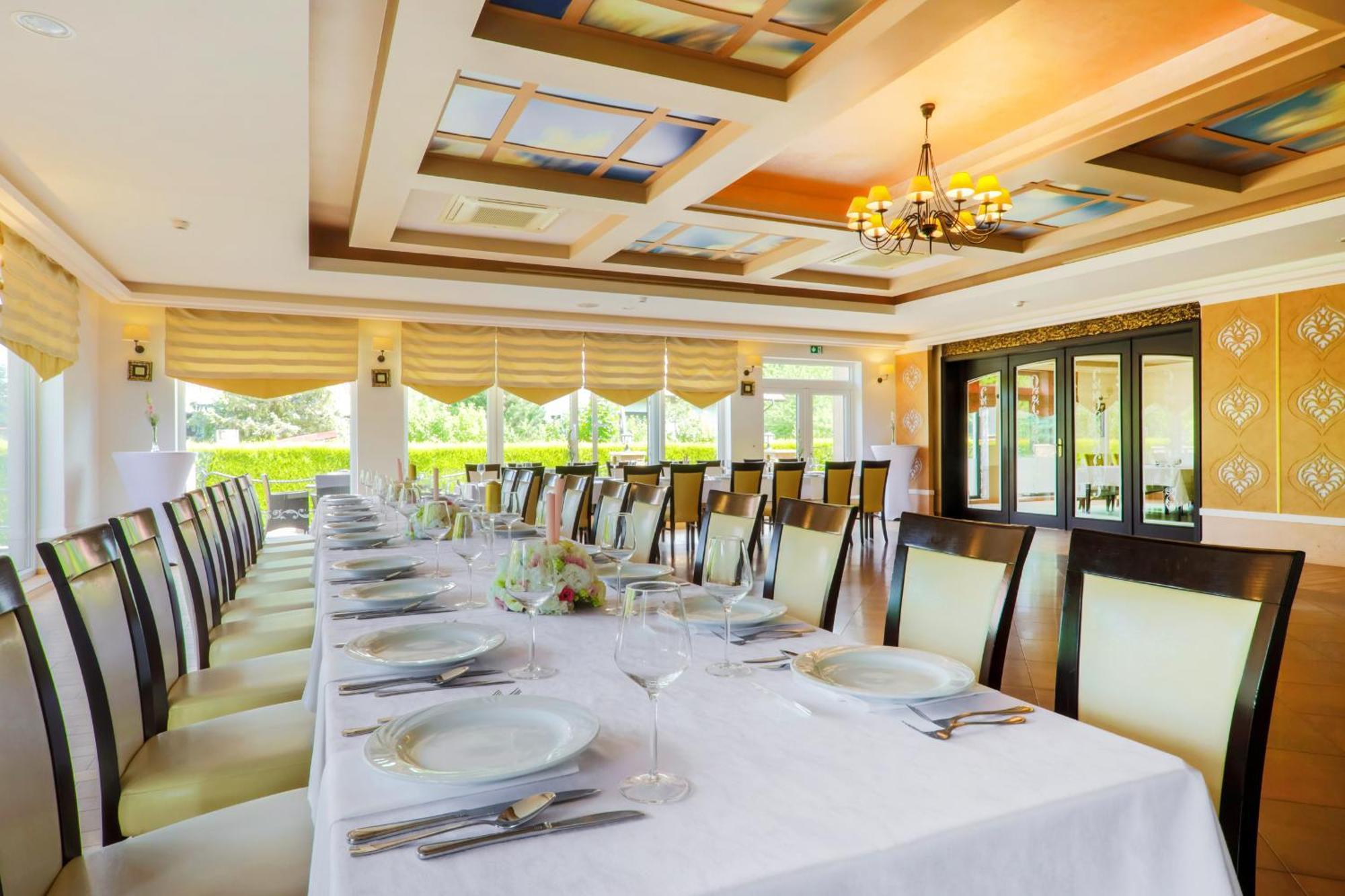 ביילסקו-ביאלה Papuga Park Hotel Wellness Marrakesz & Spa מראה חיצוני תמונה