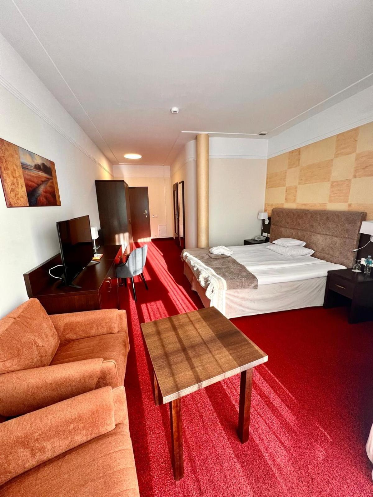 ביילסקו-ביאלה Papuga Park Hotel Wellness Marrakesz & Spa מראה חיצוני תמונה